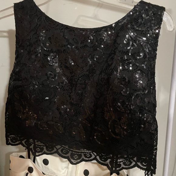 Black and White Polkadot Two Piece - Picture 4 of 5